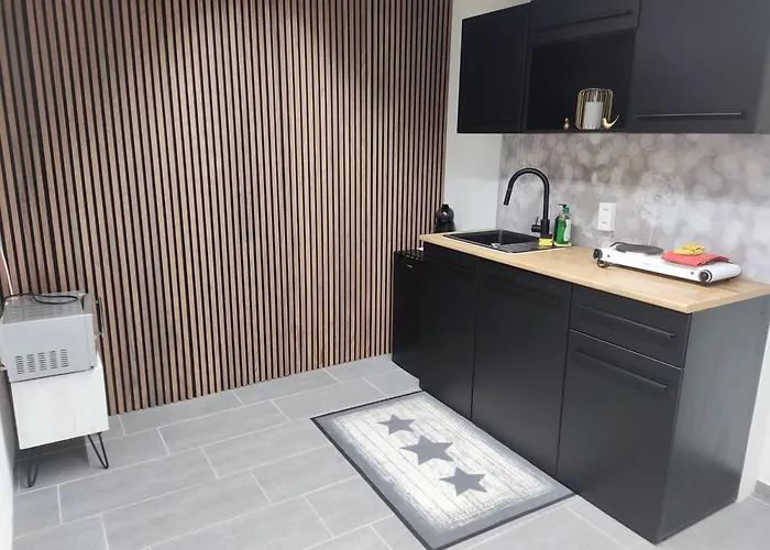 Lägenhet Jasmins Airbnb Spiez